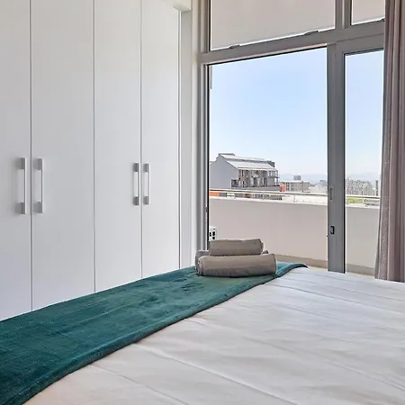 Lyra - Chic Urban Apartment Living In The Heart Of Cape Town Exterior photo