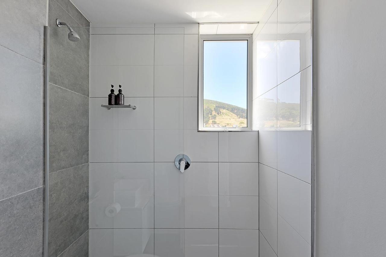 Lyra - Chic Urban Living In The Heart Of * Cape Town