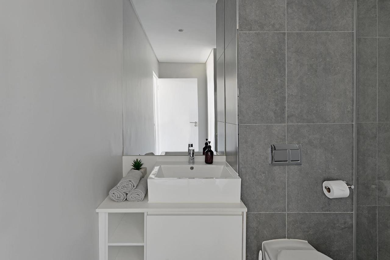 Lyra - Chic Urban Living In The Heart Of Cape Town