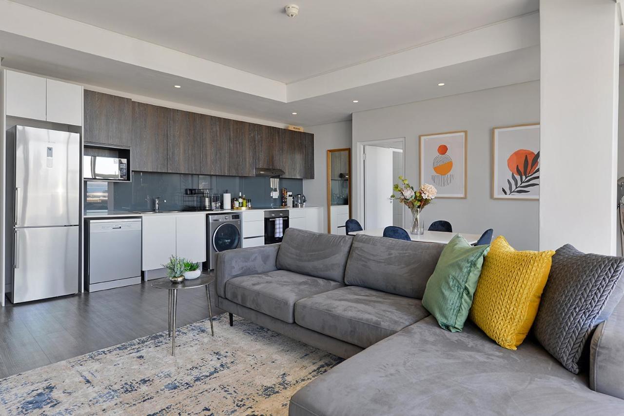 Apartment Lyra - Chic Urban Living In The Heart Of *